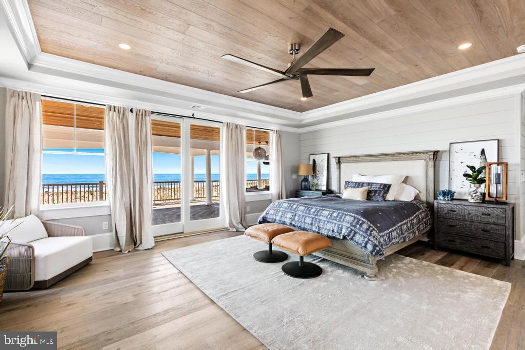 6715 OCEAN BOULEVARD