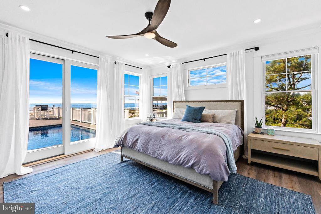 6715 OCEAN BOULEVARD