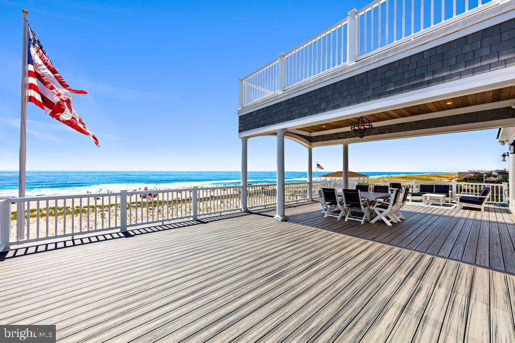 6715 OCEAN BOULEVARD