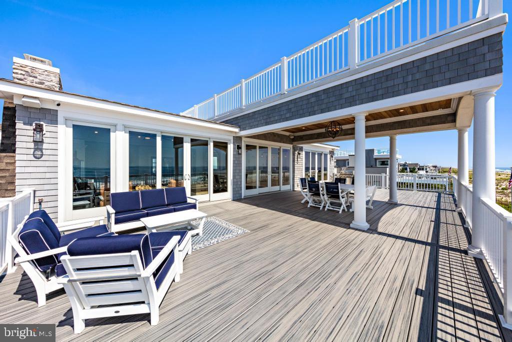 6715 OCEAN BOULEVARD