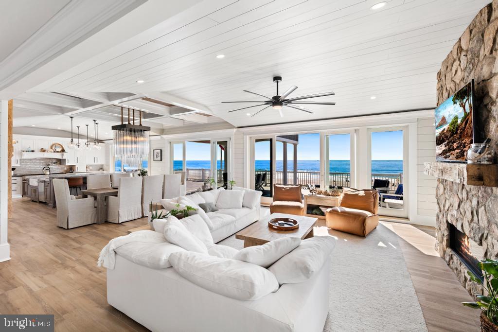 6715 OCEAN BOULEVARD