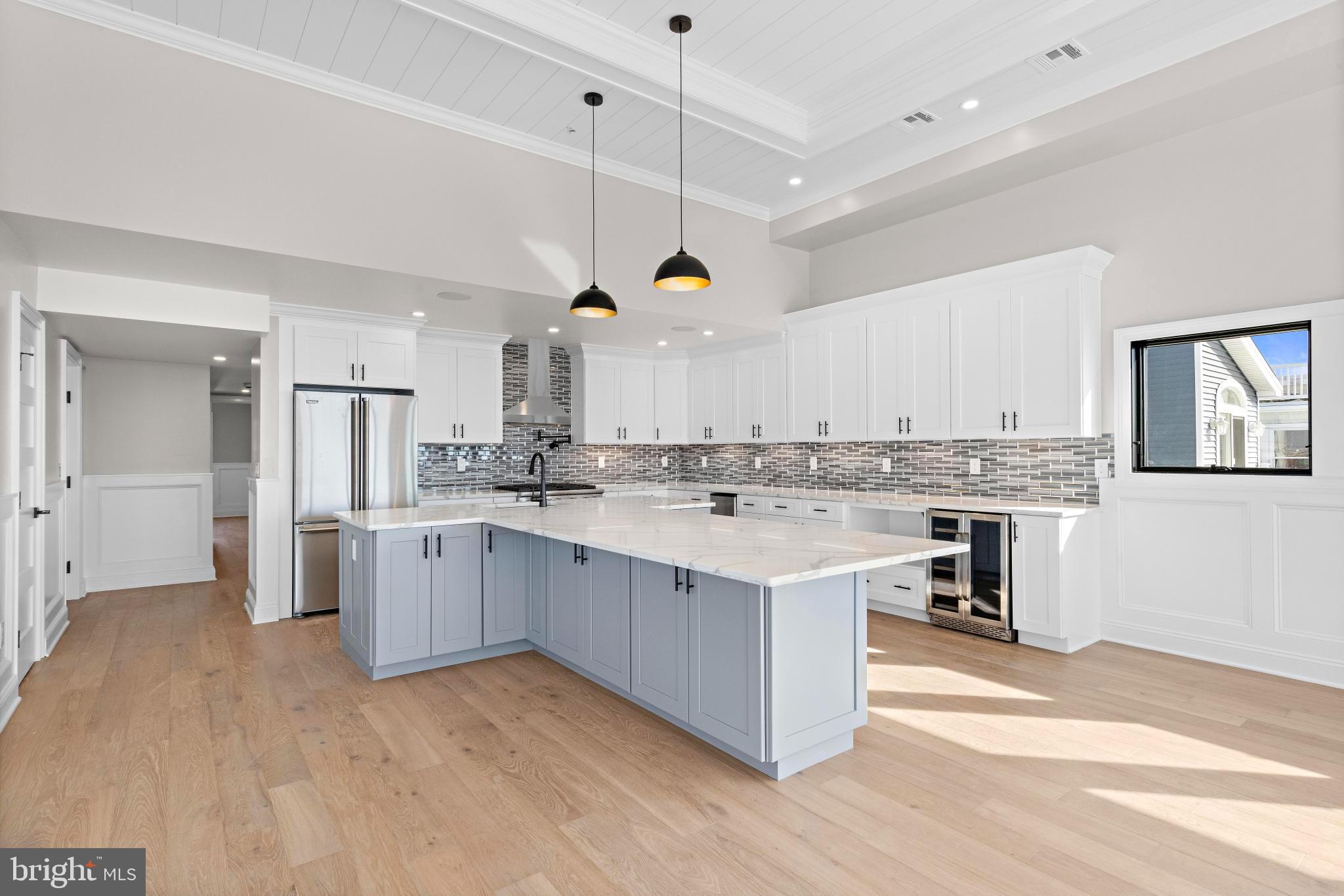 334 W 19TH STREET