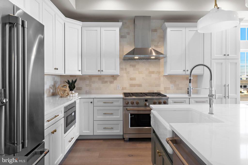 4 E 19TH STREET A