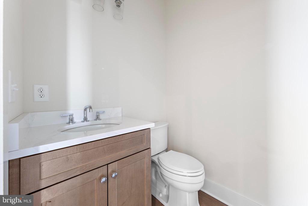 4 E 19TH STREET B