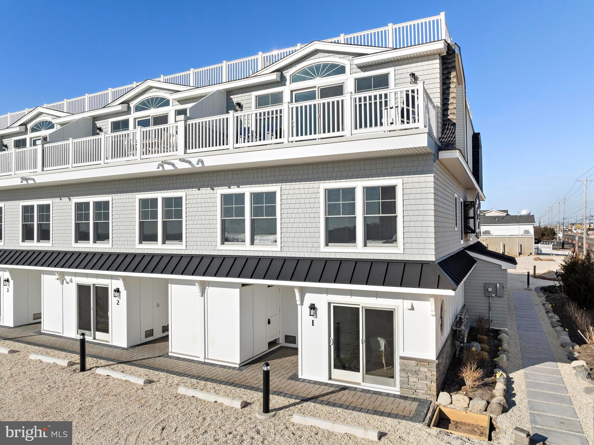 2600 LONG BEACH BOULEVARD 1
