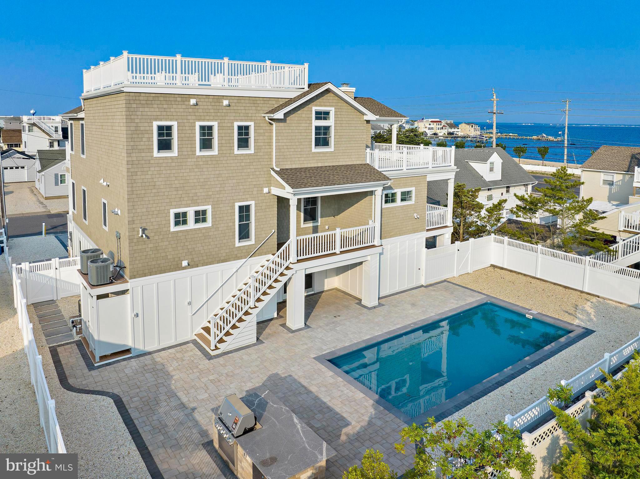 5 E DAYTON AVENUE