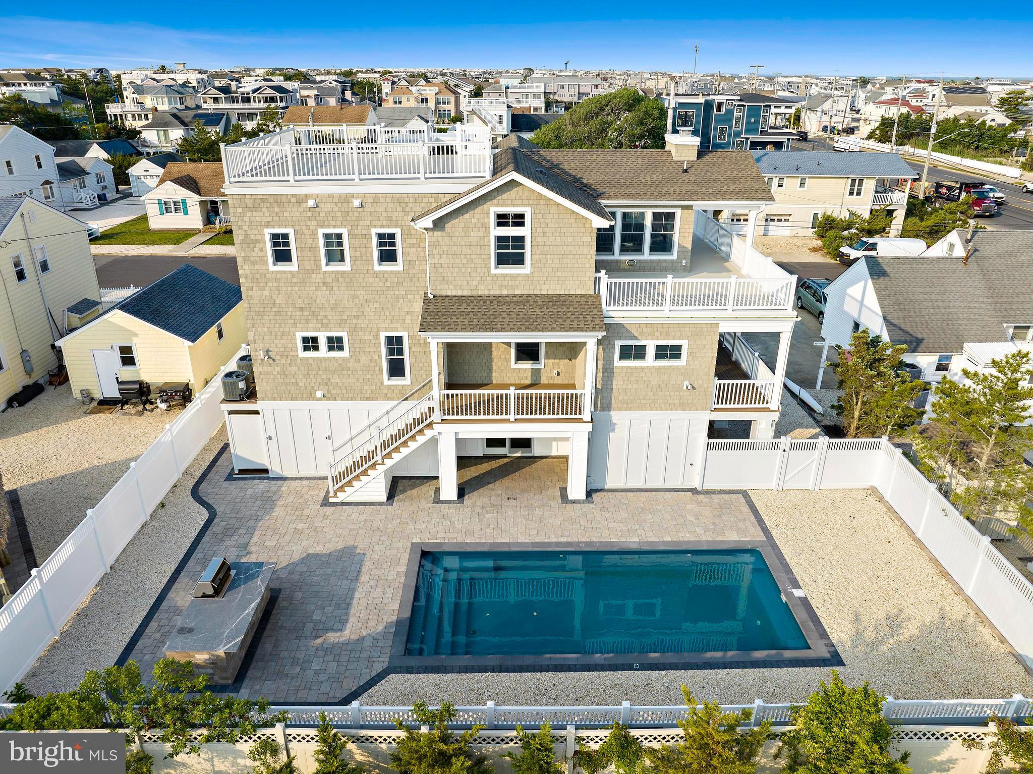 5 E DAYTON AVENUE