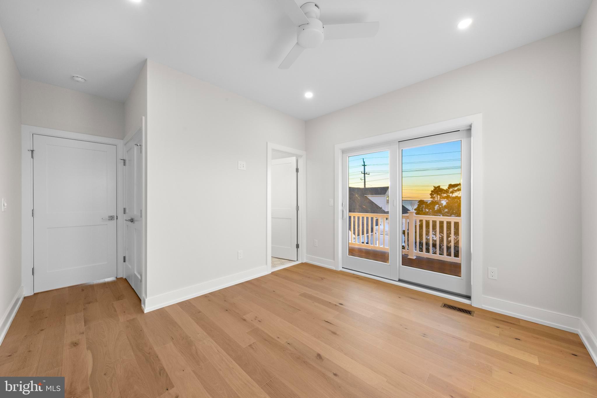 5 E DAYTON AVENUE