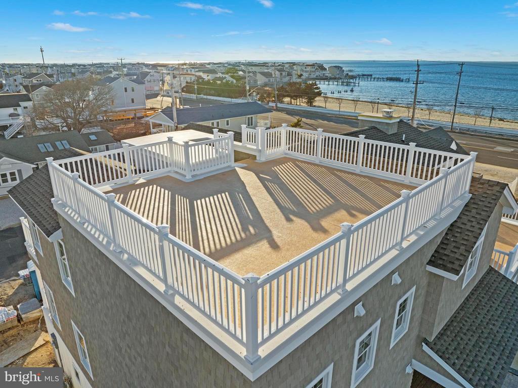 5 E DAYTON AVENUE