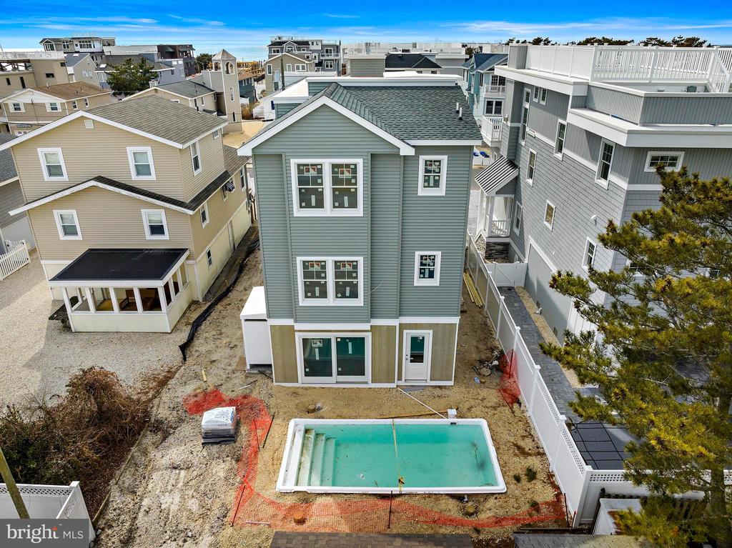 11-A W MCKINLEY AVENUE
