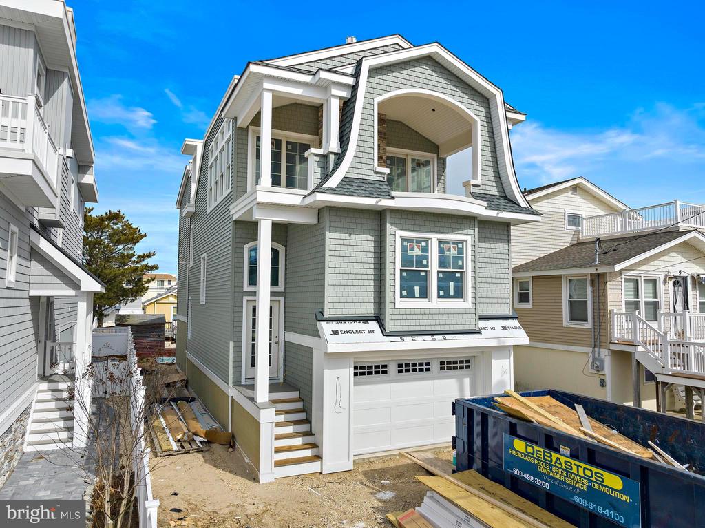11-A W MCKINLEY AVENUE