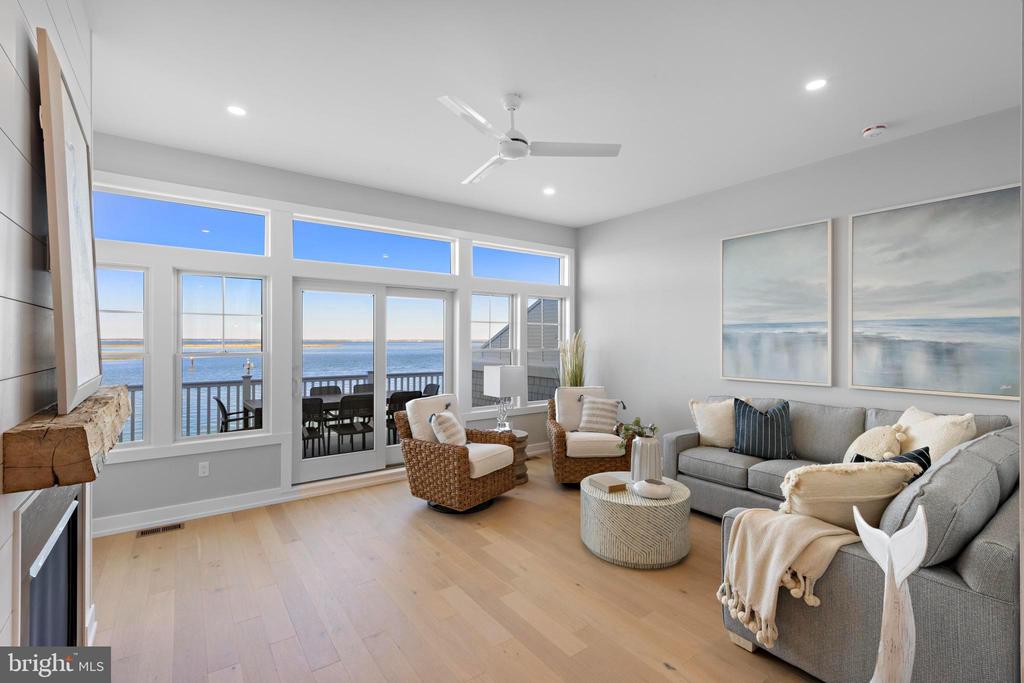 2600 LONG BEACH BOULEVARD 17