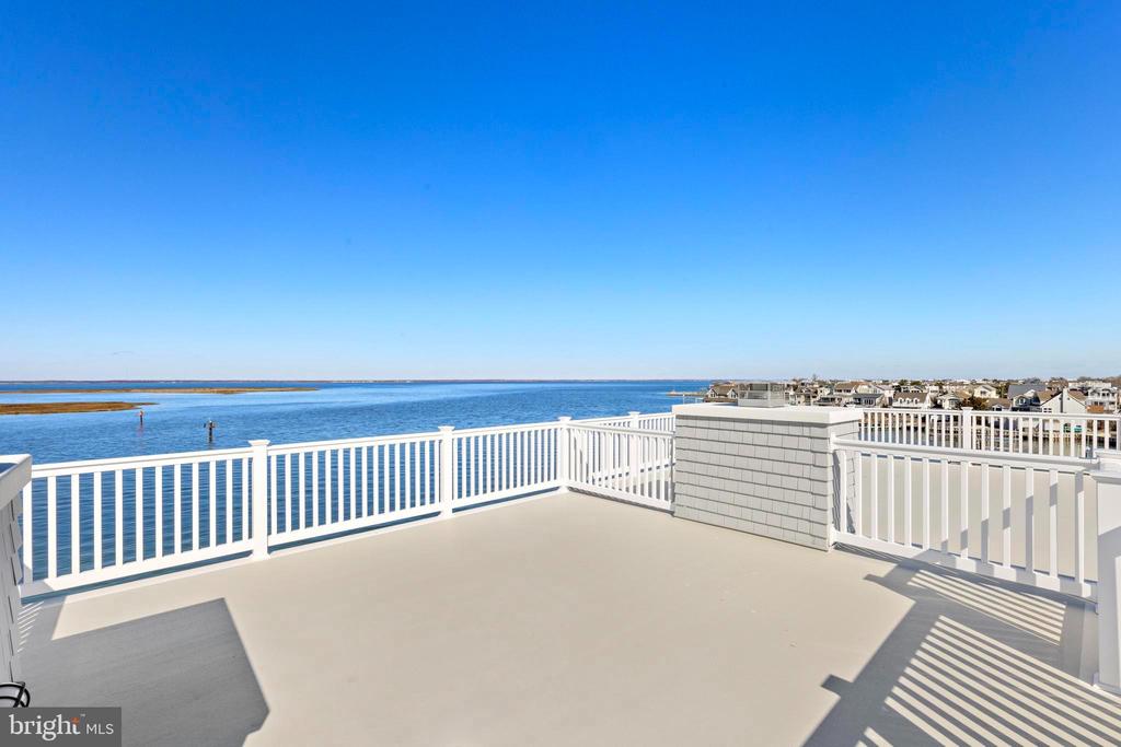 2600 LONG BEACH BOULEVARD 18