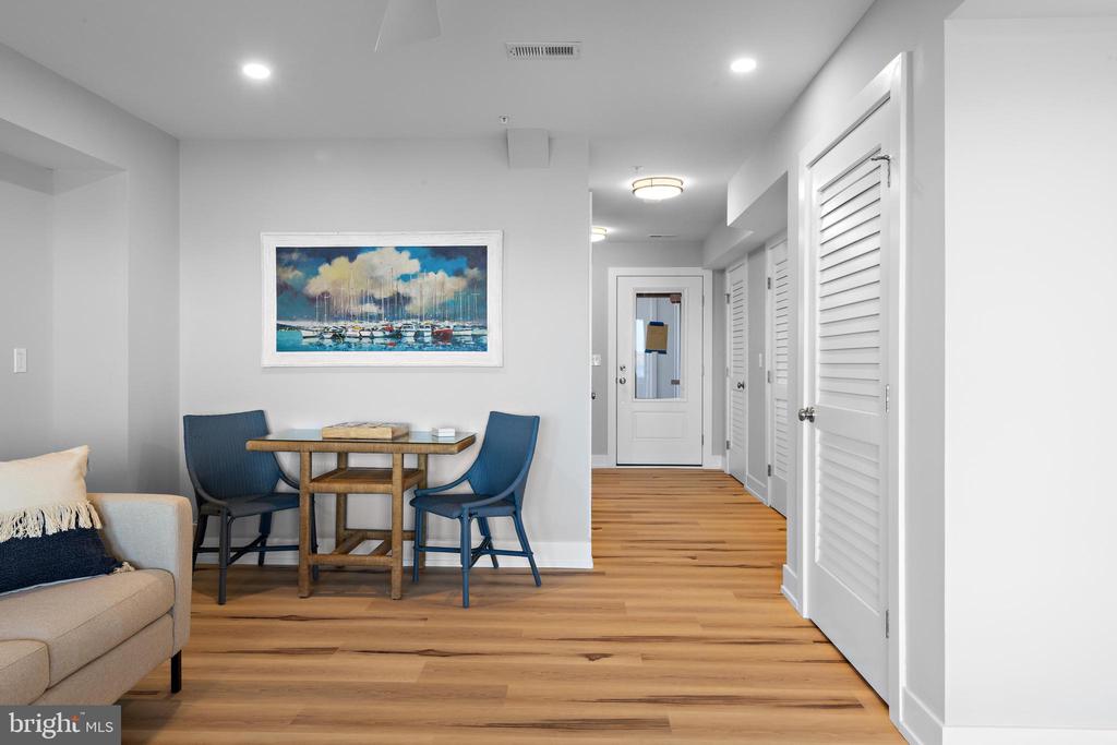 2600 LONG BEACH BOULEVARD 15