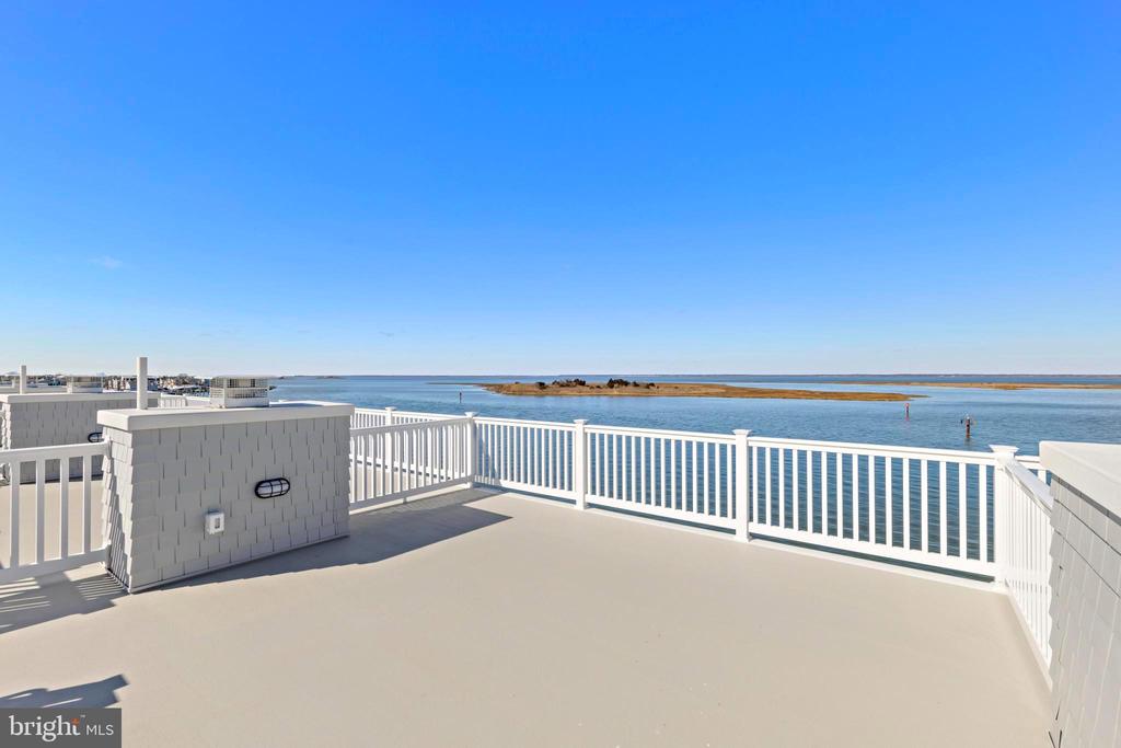 2600 LONG BEACH BOULEVARD 15