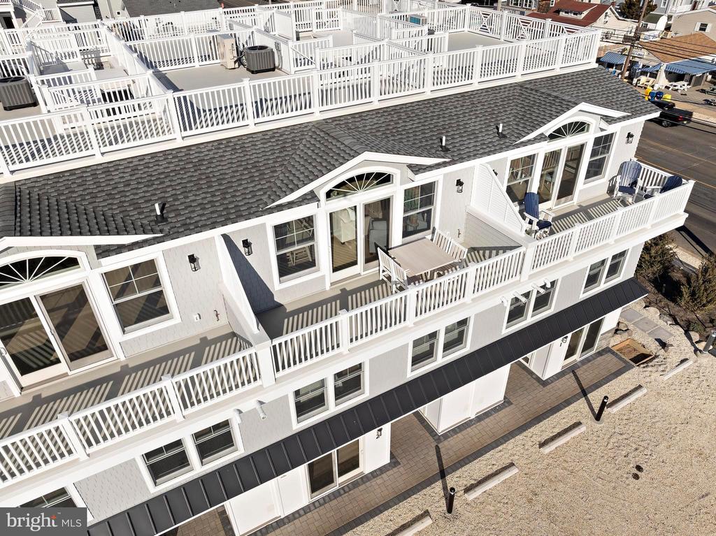 2600 LONG BEACH BOULEVARD 4