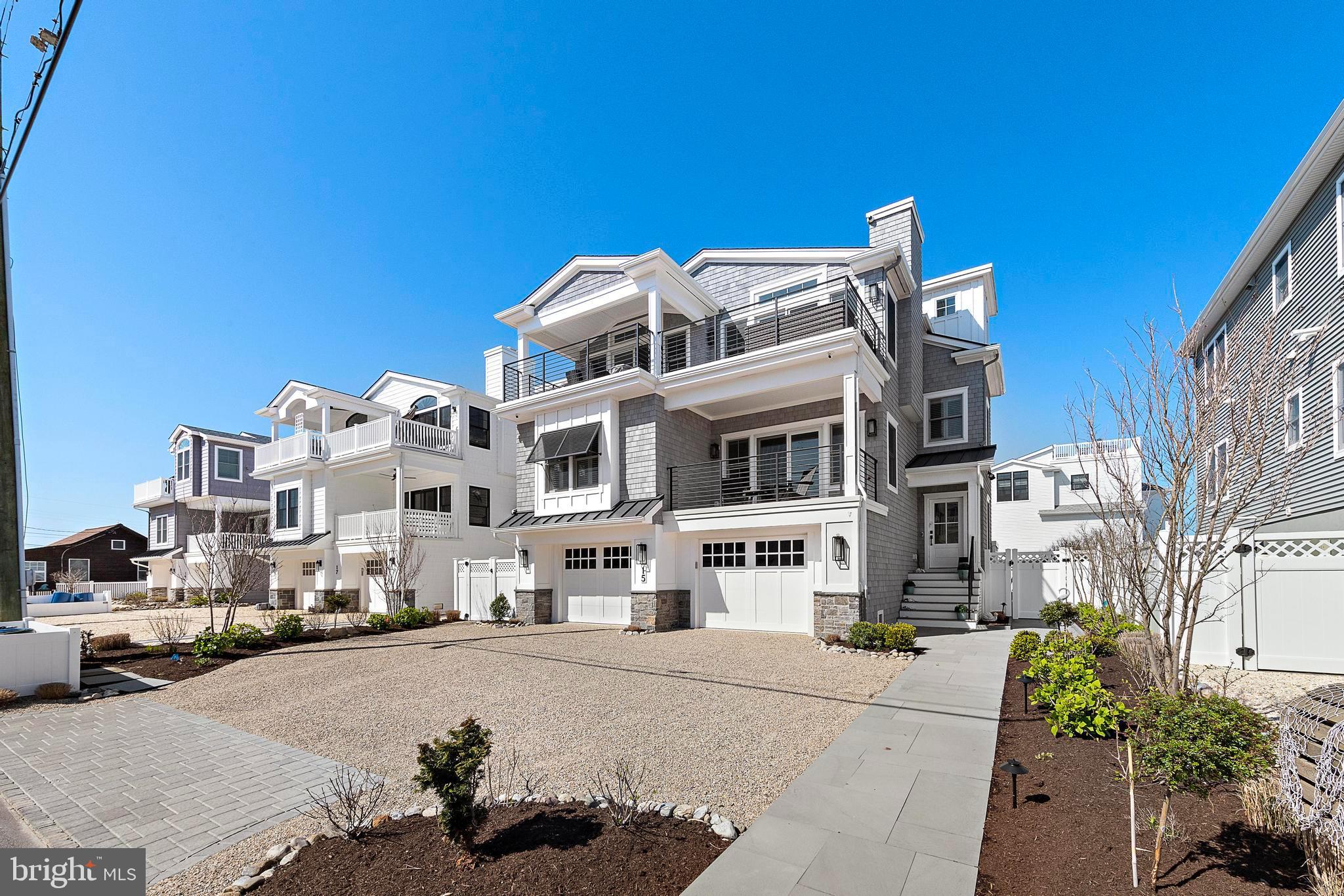 15 W HARDING AVENUE