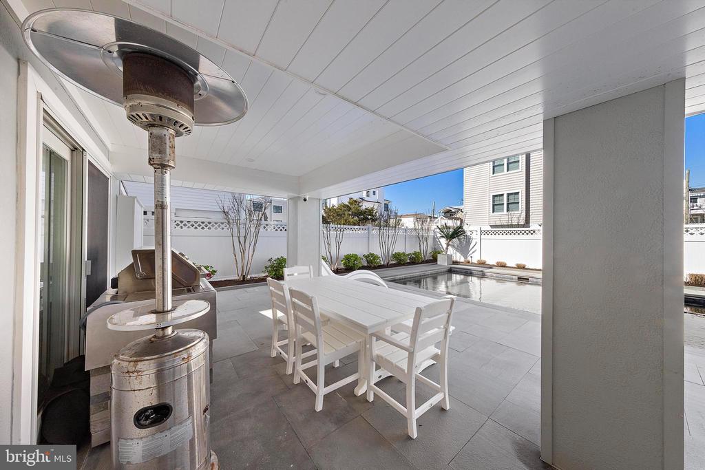 15 W HARDING AVENUE