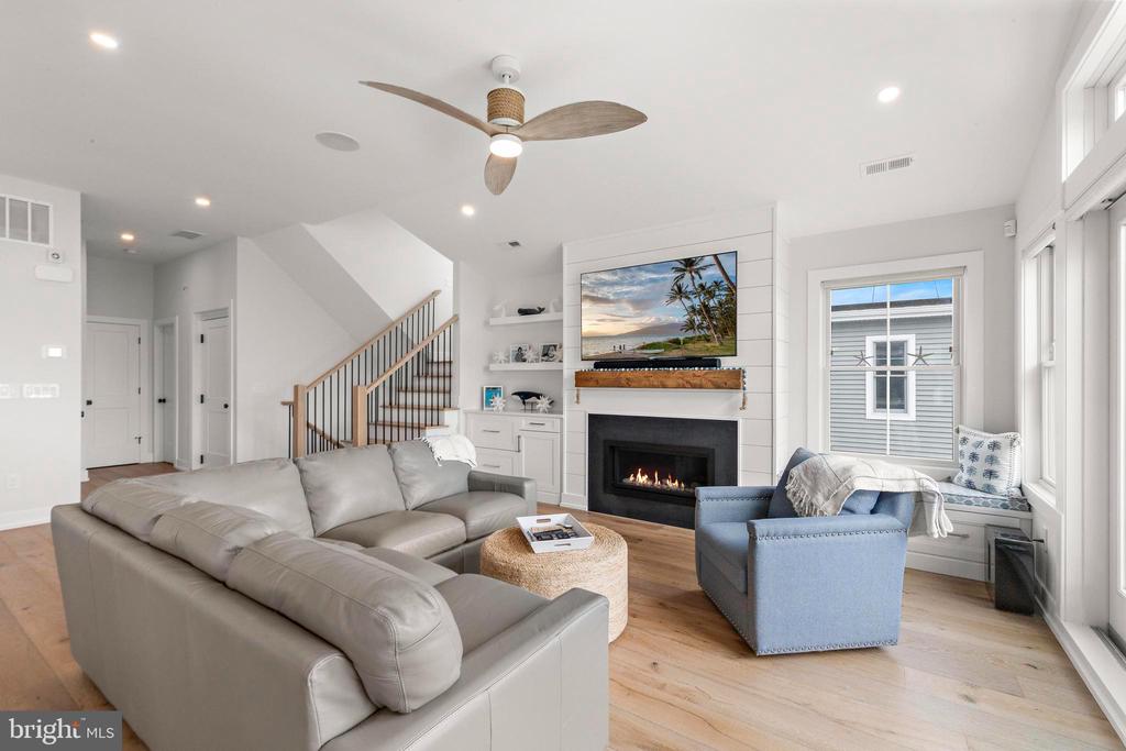 15 W HARDING AVENUE