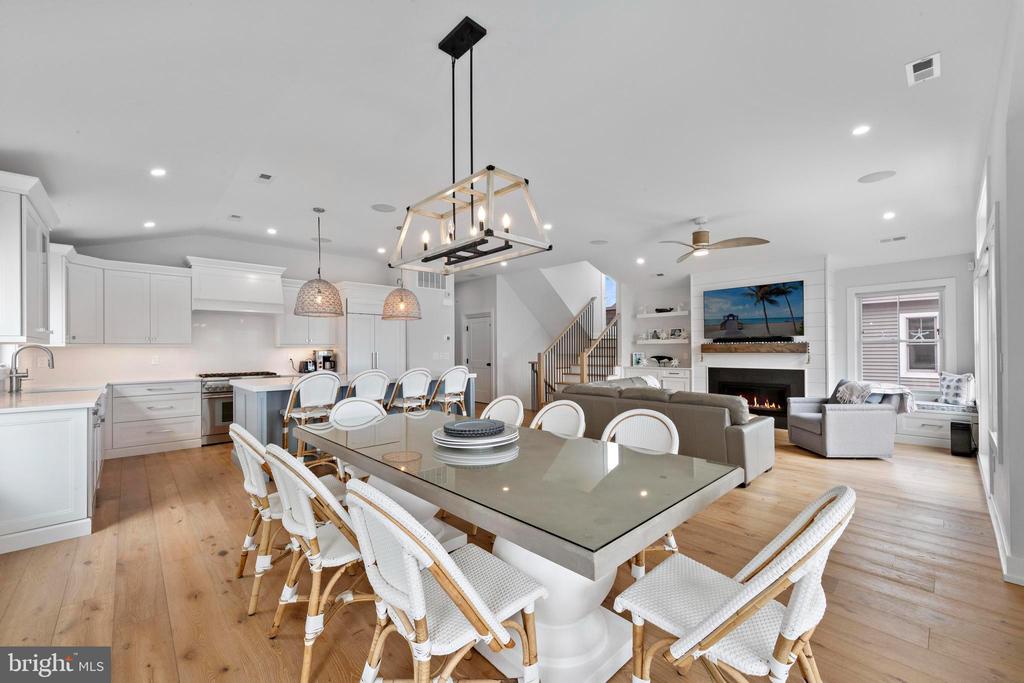 15 W HARDING AVENUE