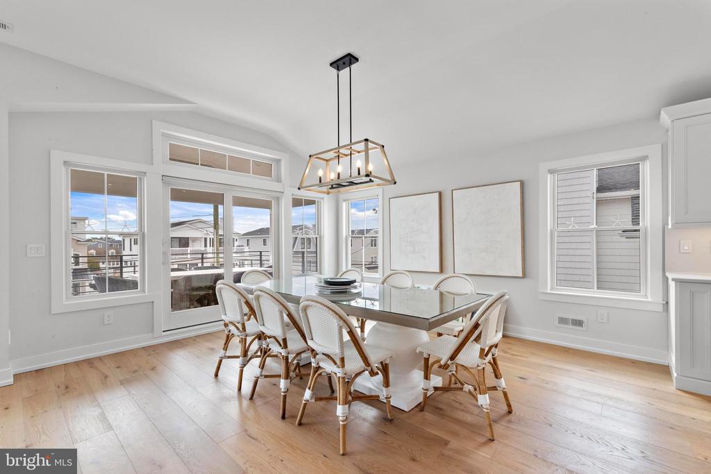 15 W HARDING AVENUE