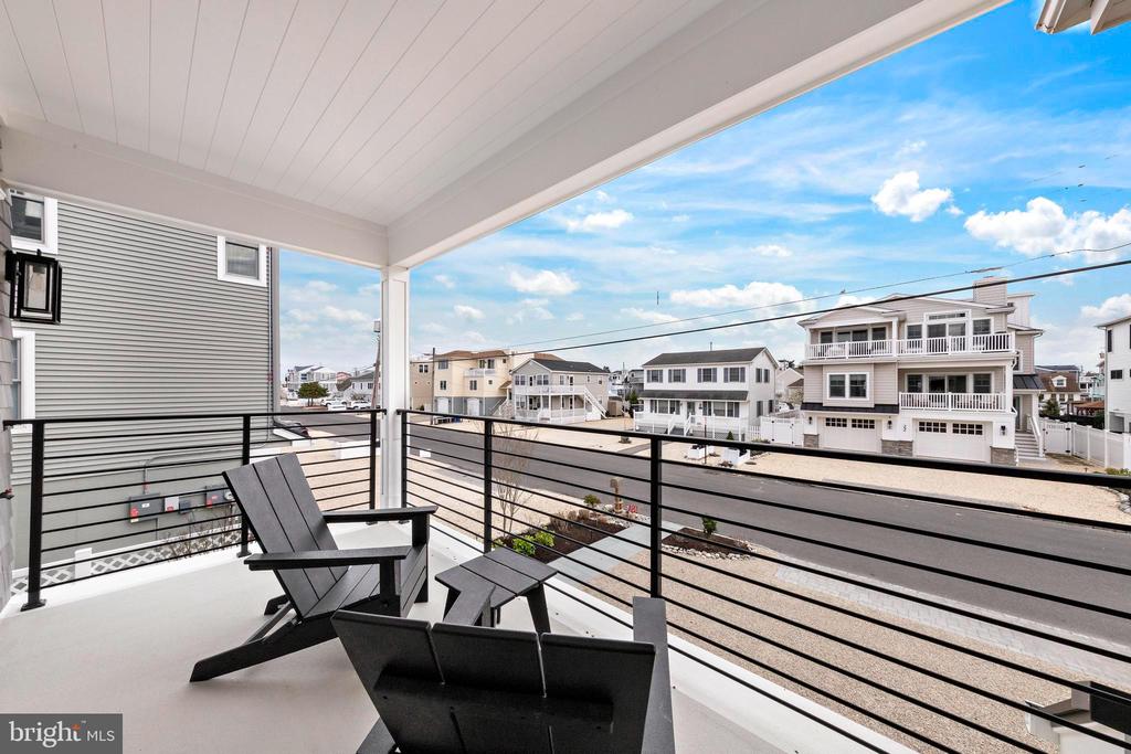 15 W HARDING AVENUE