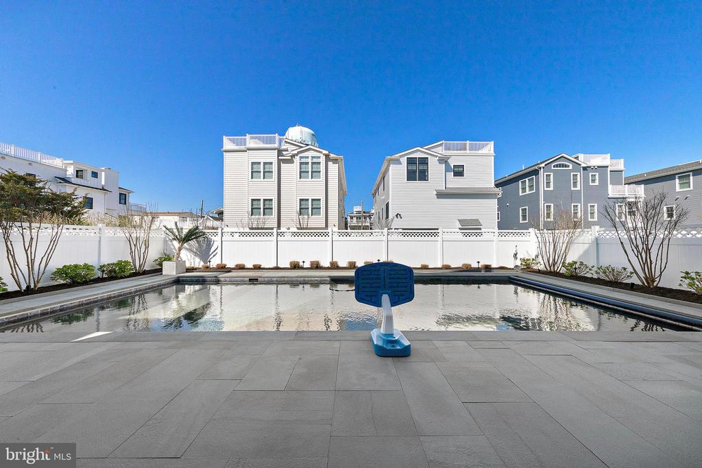 15 W HARDING AVENUE