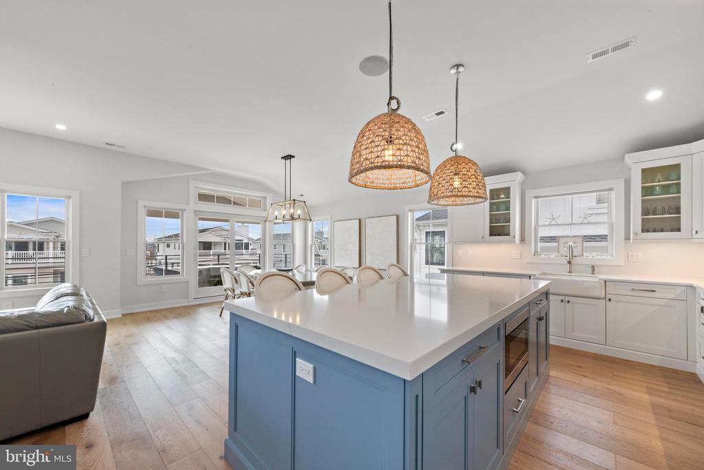 15 W HARDING AVENUE