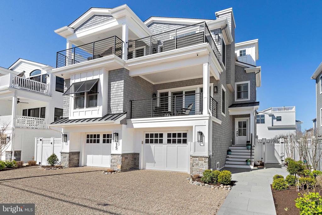 15 W HARDING AVENUE