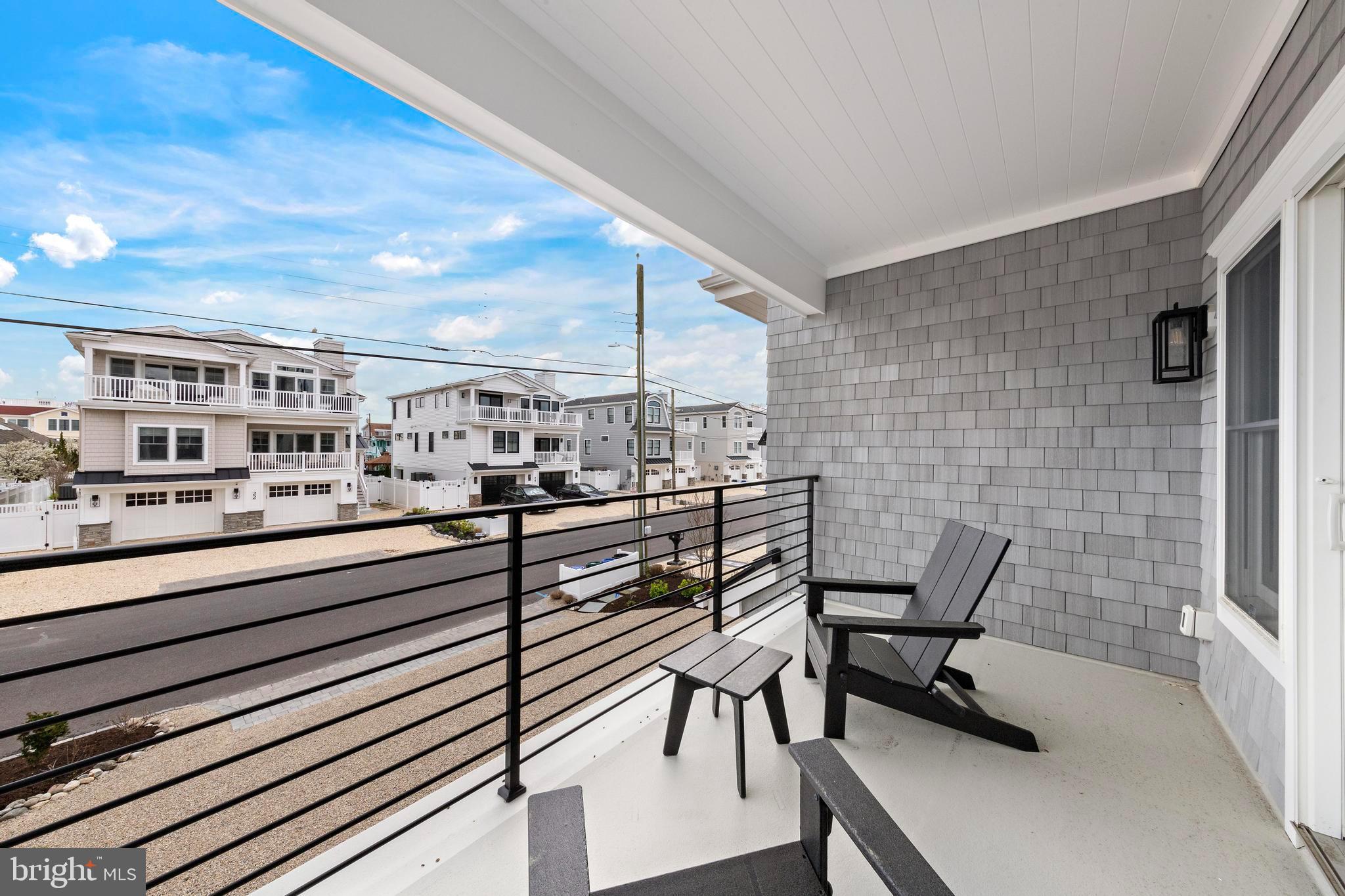15 W HARDING AVENUE