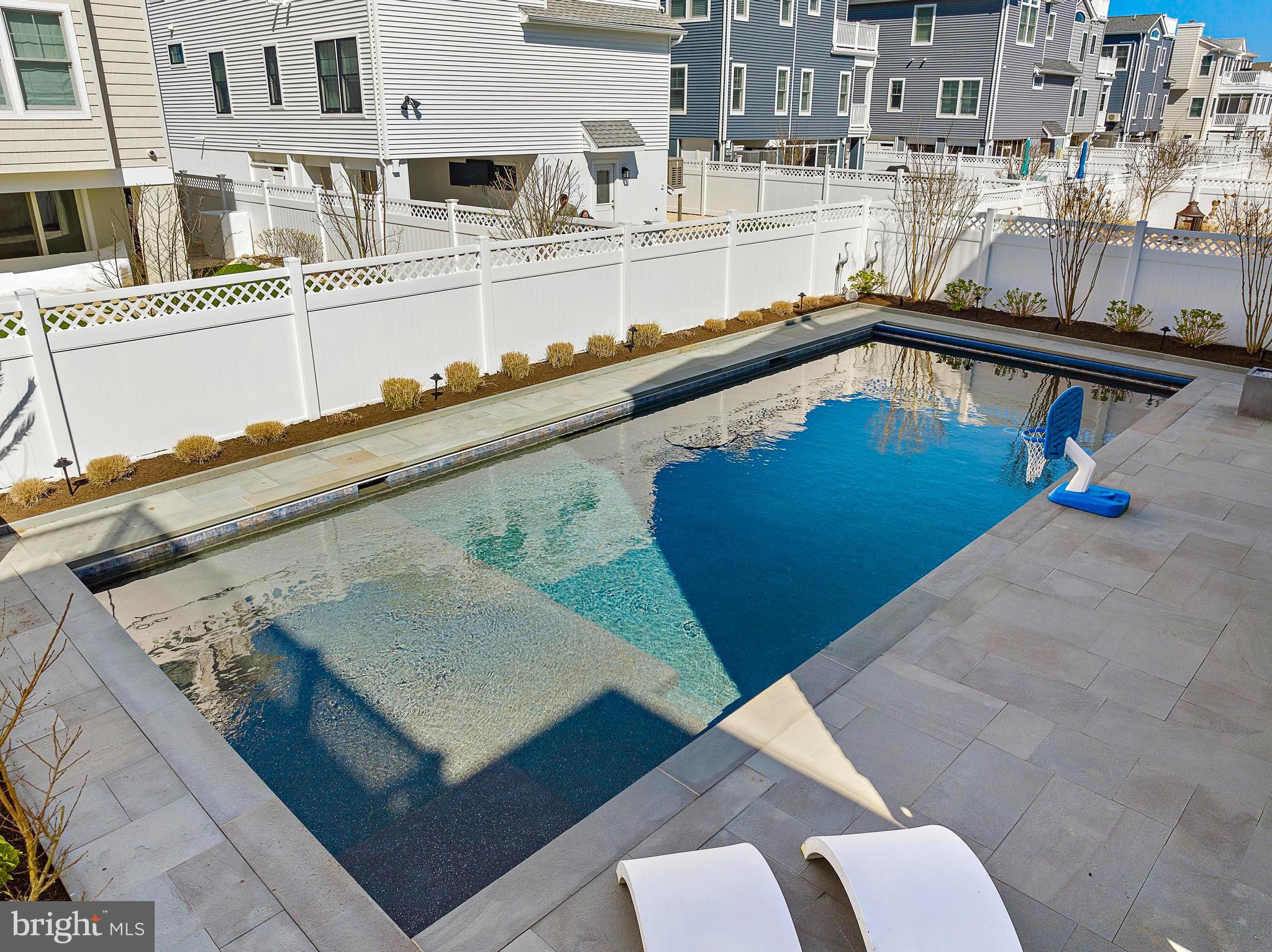 15 W HARDING AVENUE