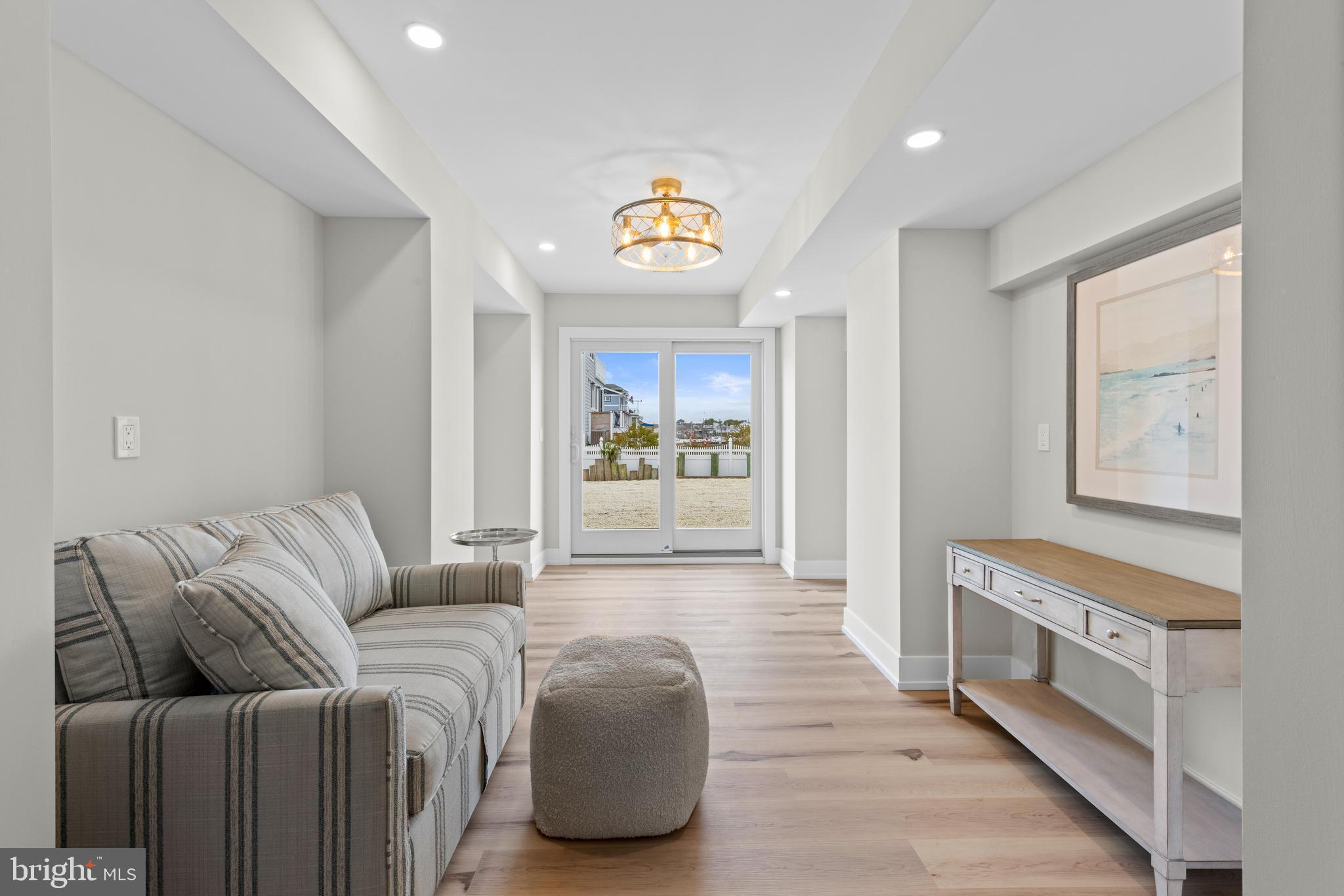 2600 LONG BEACH BOULEVARD 8