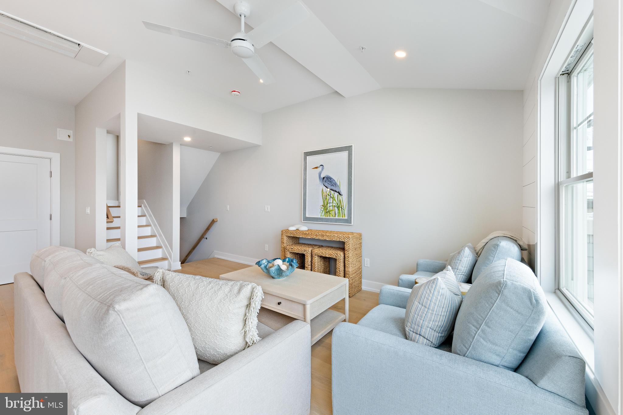 2600 LONG BEACH BOULEVARD 8