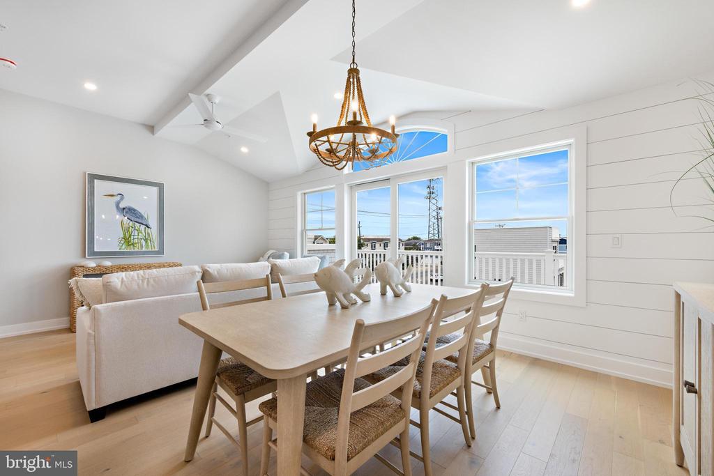 2600 LONG BEACH BOULEVARD 3