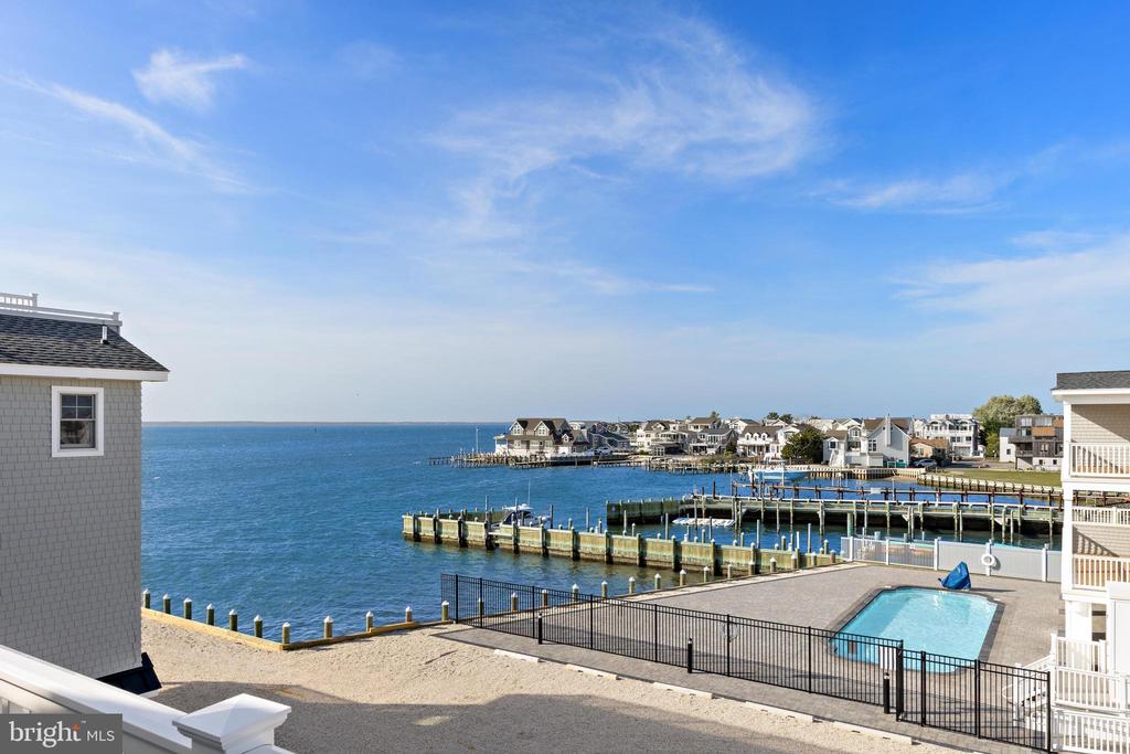 2600 LONG BEACH BOULEVARD 12