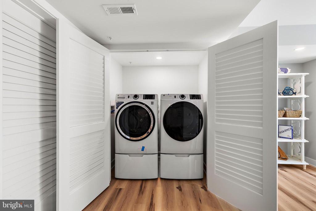 2600 LONG BEACH BOULEVARD 12