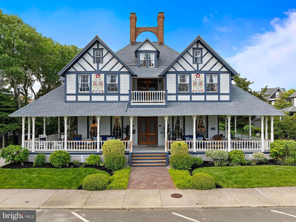 123 CORAL STREET