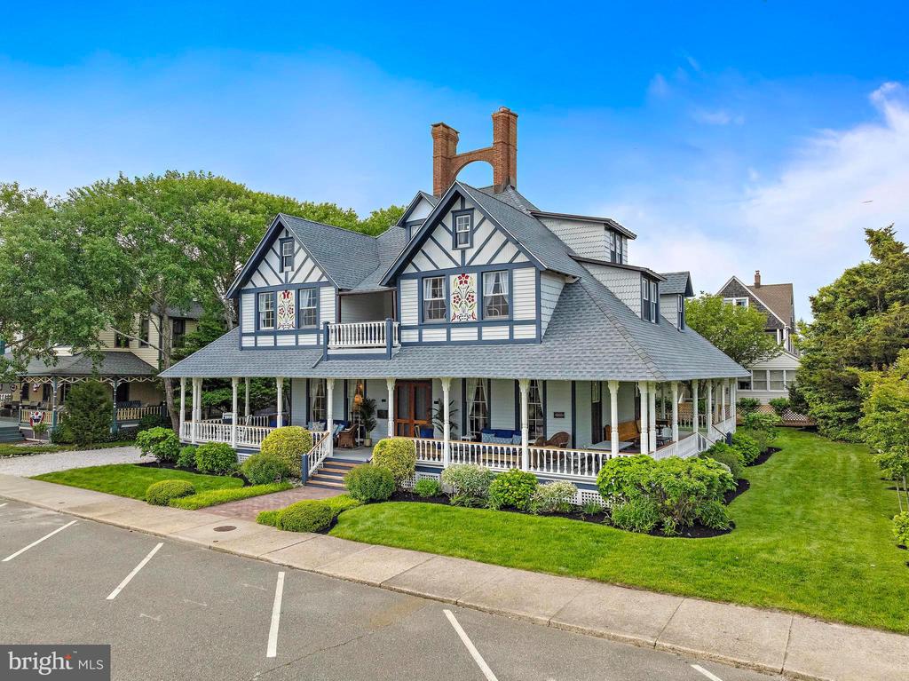 123 CORAL STREET