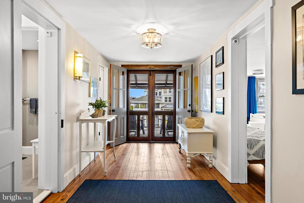 123 CORAL STREET