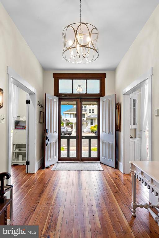 123 CORAL STREET