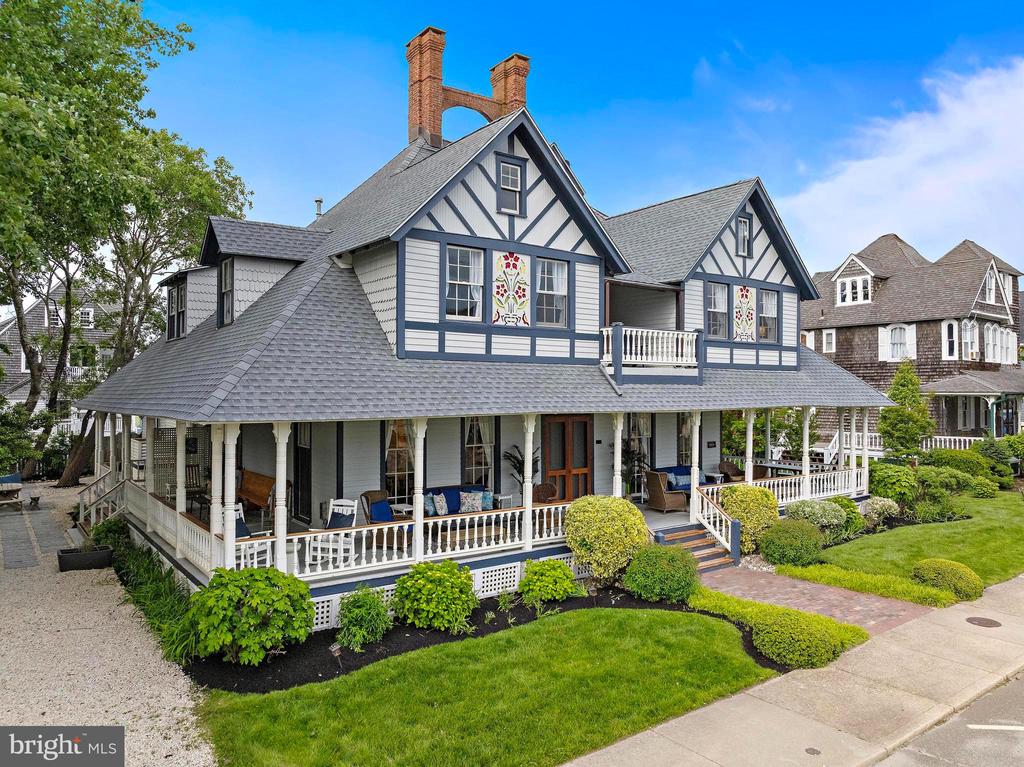 123 CORAL STREET