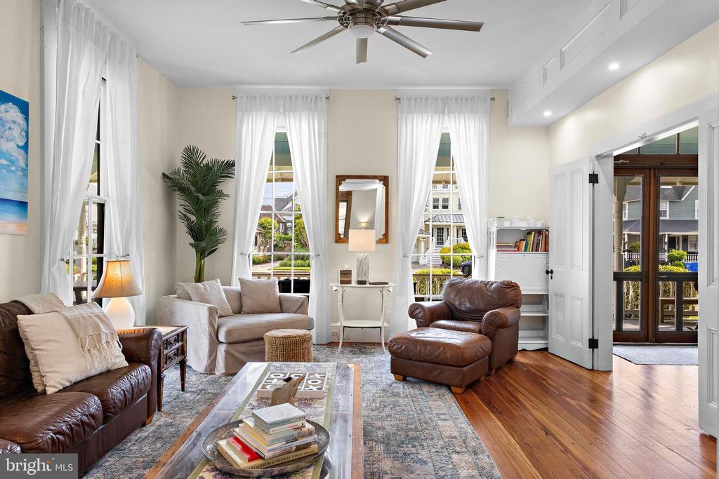 123 CORAL STREET