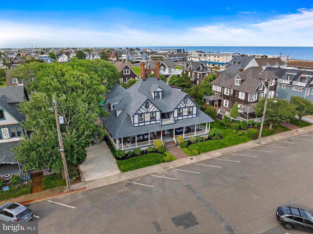 123 CORAL STREET
