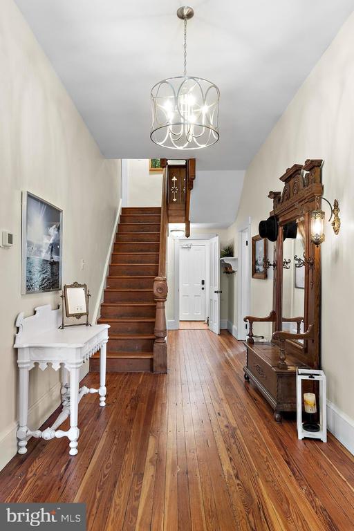 123 CORAL STREET