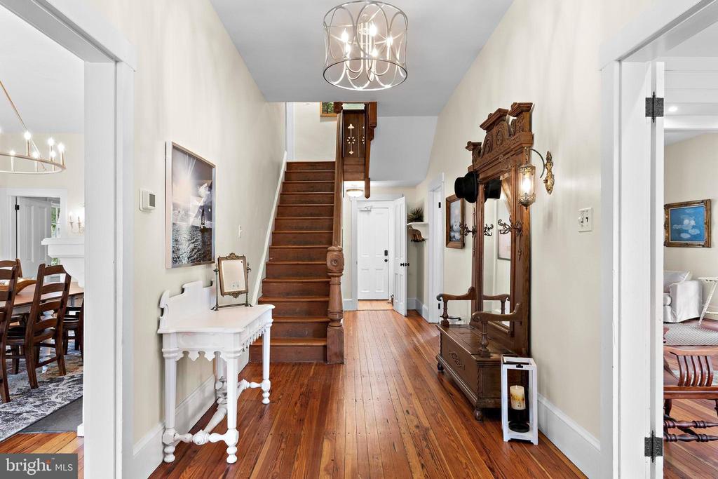 123 CORAL STREET
