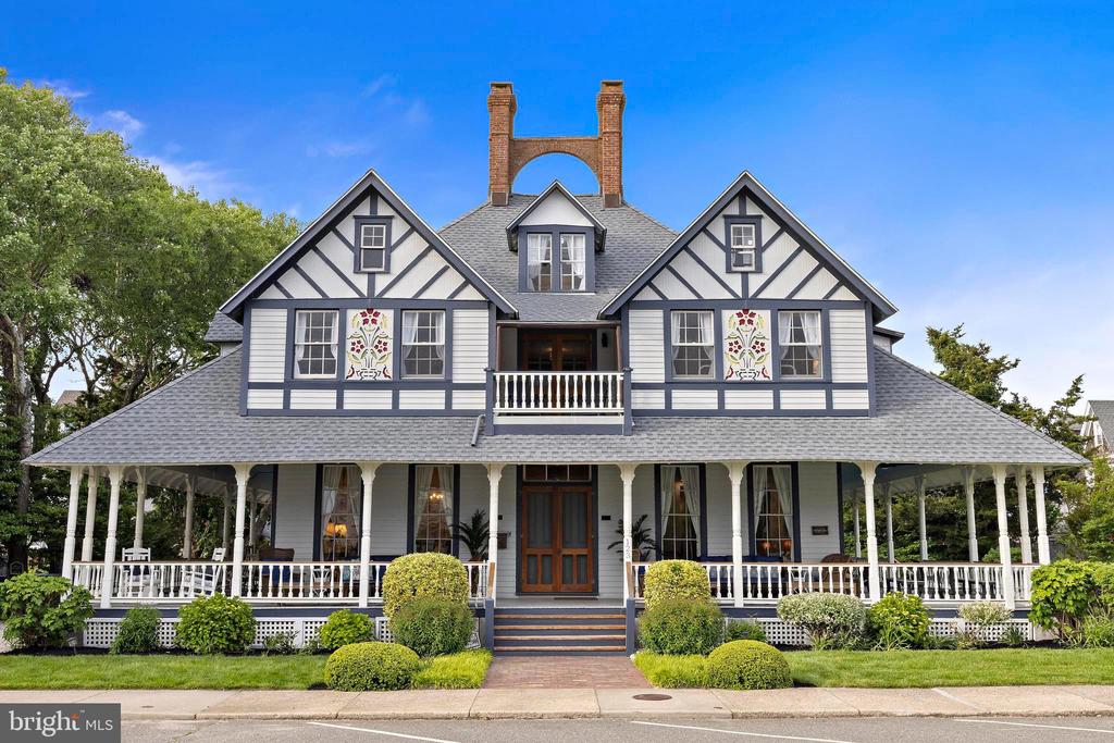123 CORAL STREET