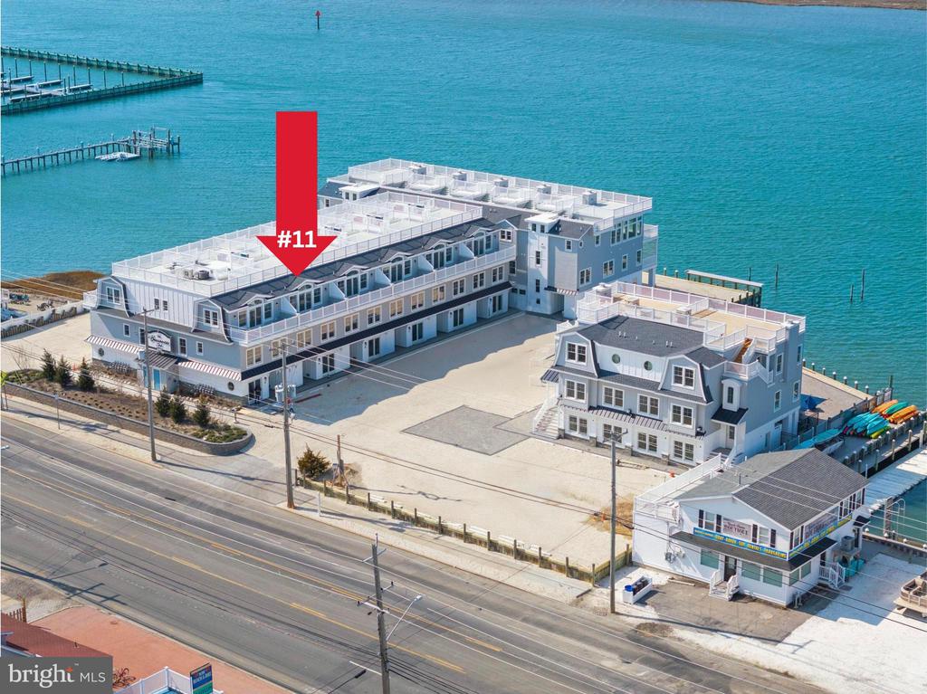 2600 LONG BEACH BOULEVARD 11