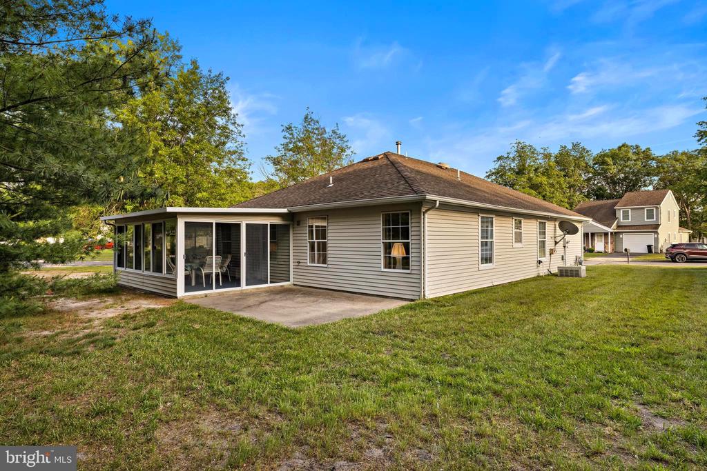2 COTTONWOOD DRIVE
