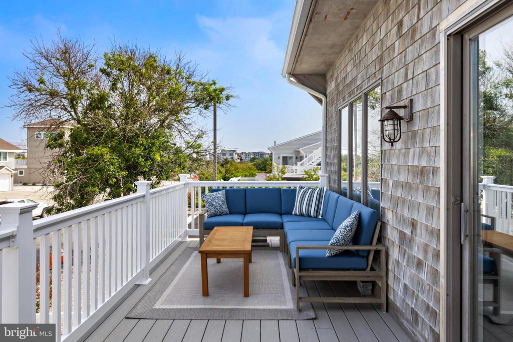 12 W COHASSET ROAD