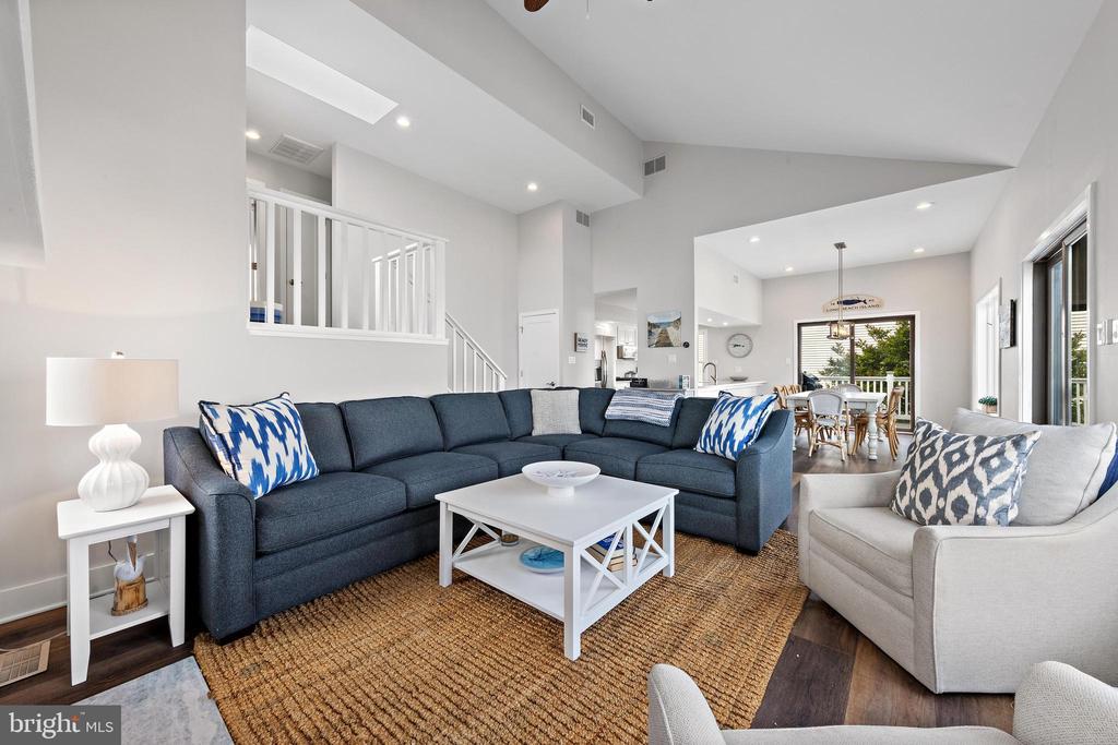12 W COHASSET ROAD